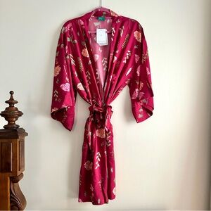 Uncommon Goods Juliet Meeks Birth Month‎ Flower Robe November